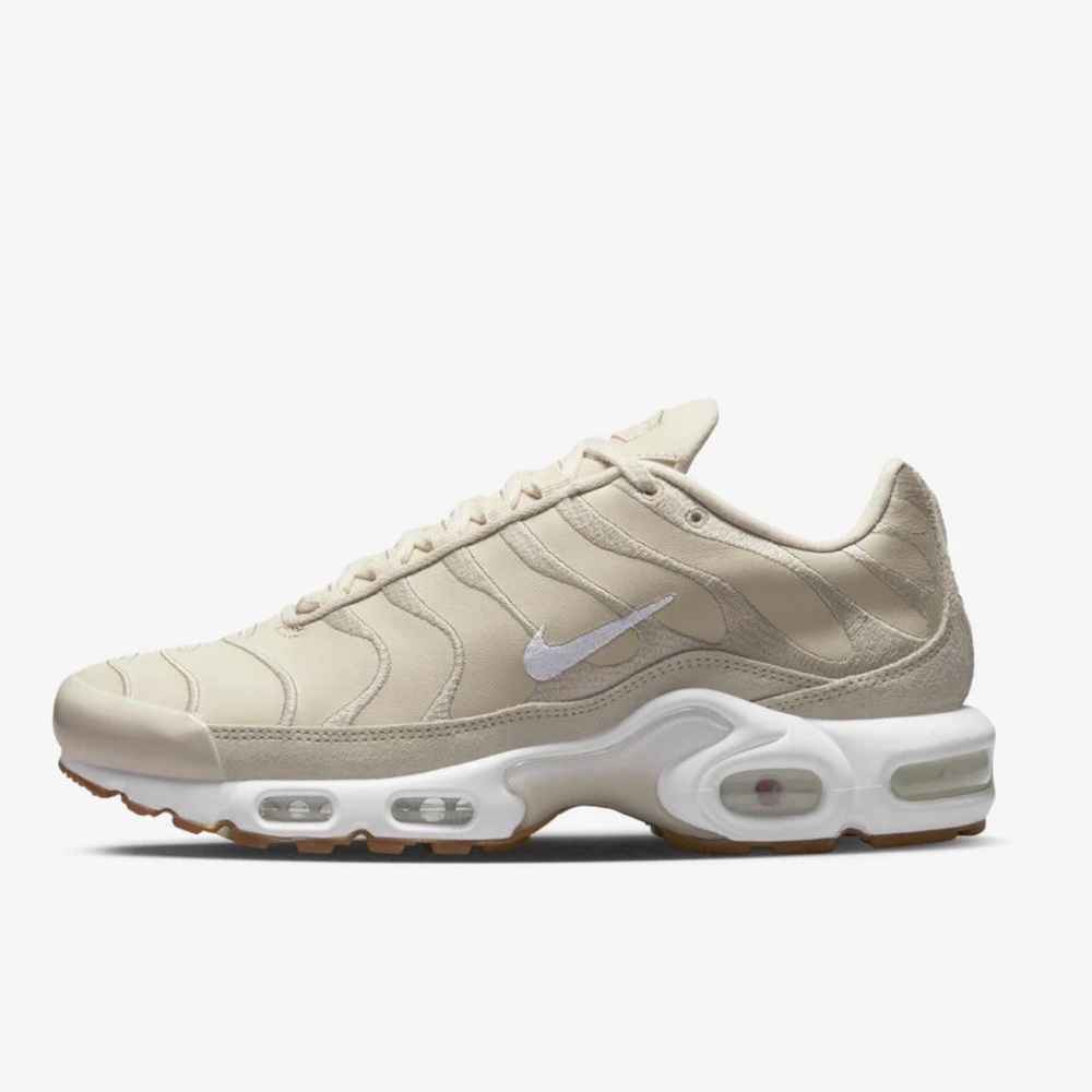 Nike Air Max Plus Tan and White Sneakers